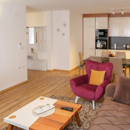 Nest Apartments Gjakova المظهر الخارجي الصورة