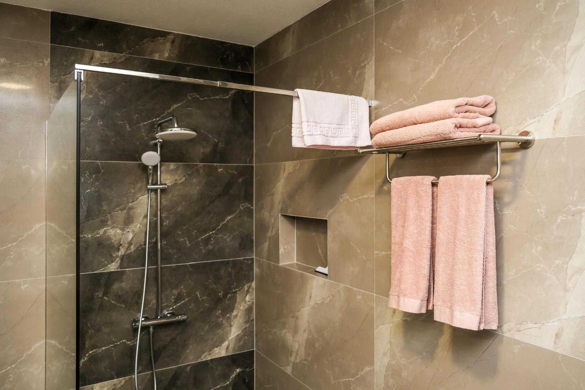Nest Apartments Gjakova المظهر الخارجي الصورة
